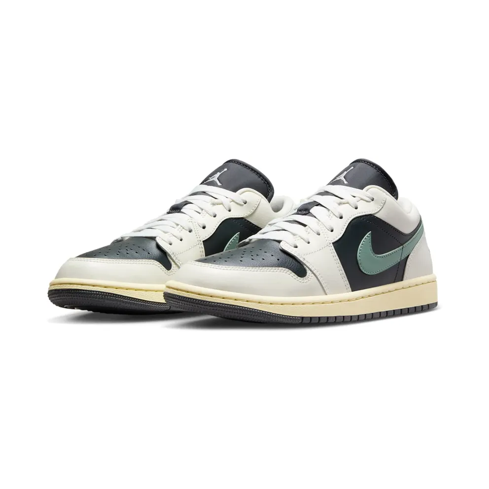 Air Jordan 1 Low “Jade Smoke” (DC0774-001)