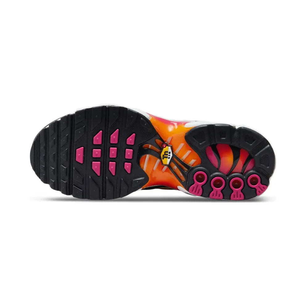 Nike Air Max Plus Older Kids’ Black (DX9264-001)