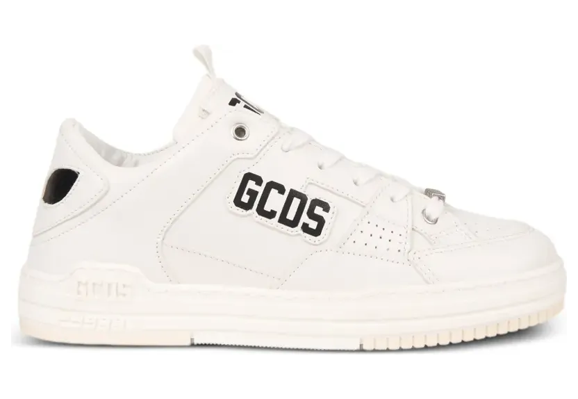 GCDS Sneakers mit Logo-Applikation – Weiß (C1UWQY265M265)
