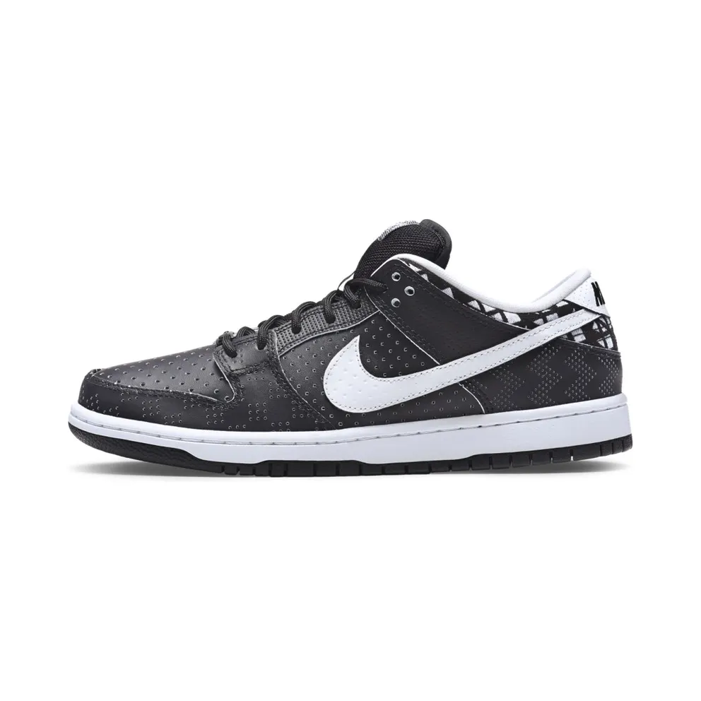 Nike Dunk SB Low BHM 2015 Black/White-Black (745956-010)