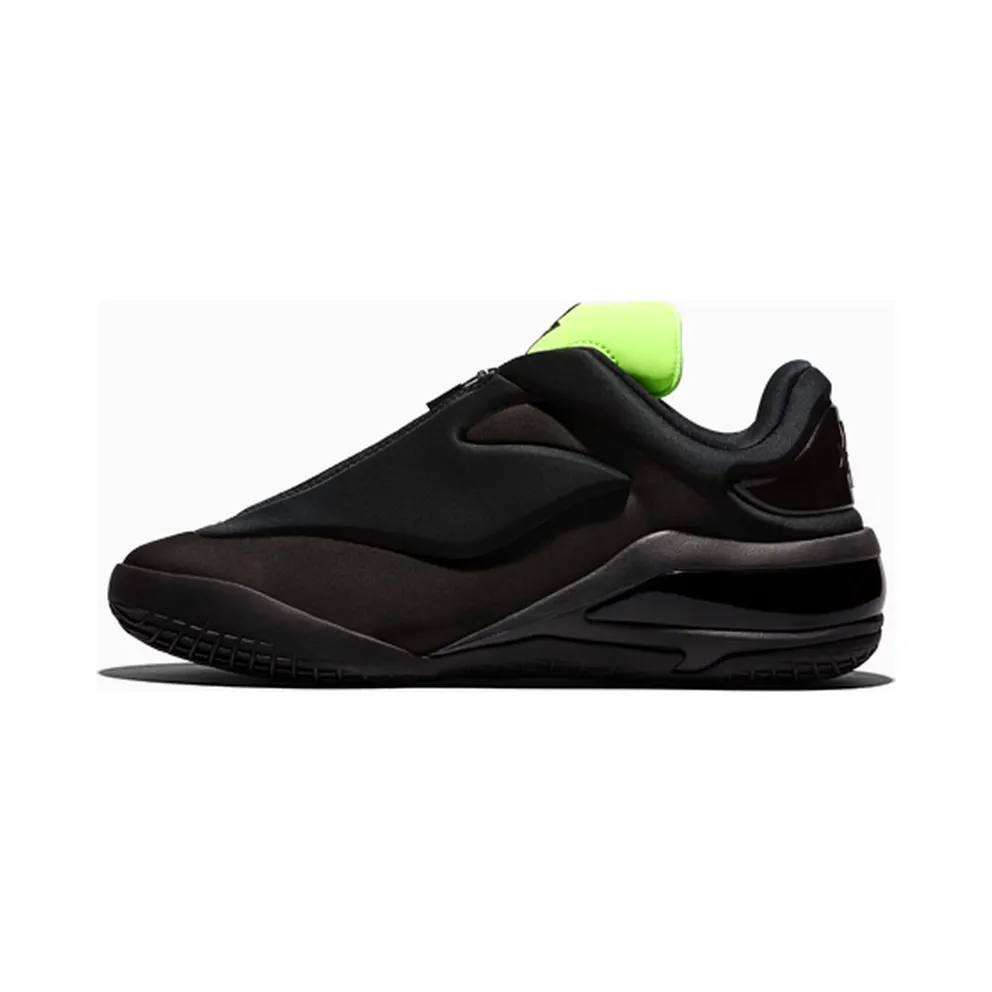 Converse SHAI 001 – “Black / Green Beam / Black” (A23975C)