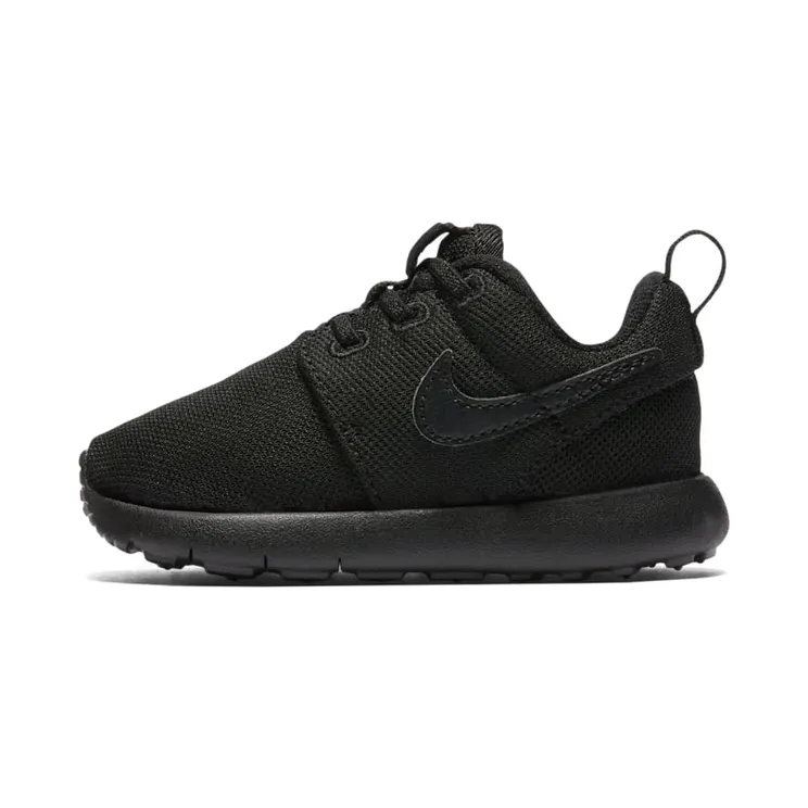 Nike Roshe One Triple “Black” (749430-031)