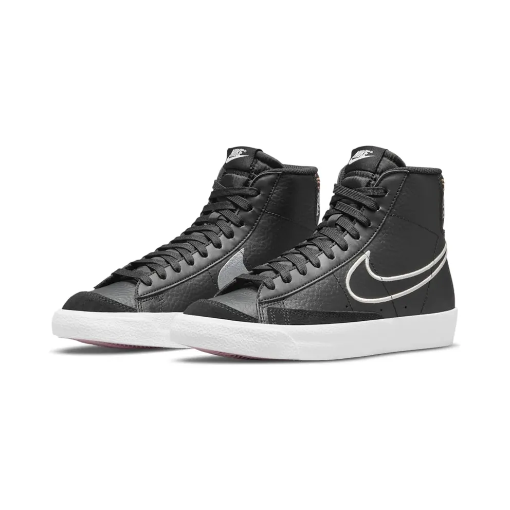 Nike Blazer Mid ’77 SE “Black / Light Smoke Grey / Pink Foam / Cashmere” (DJ0265-001)