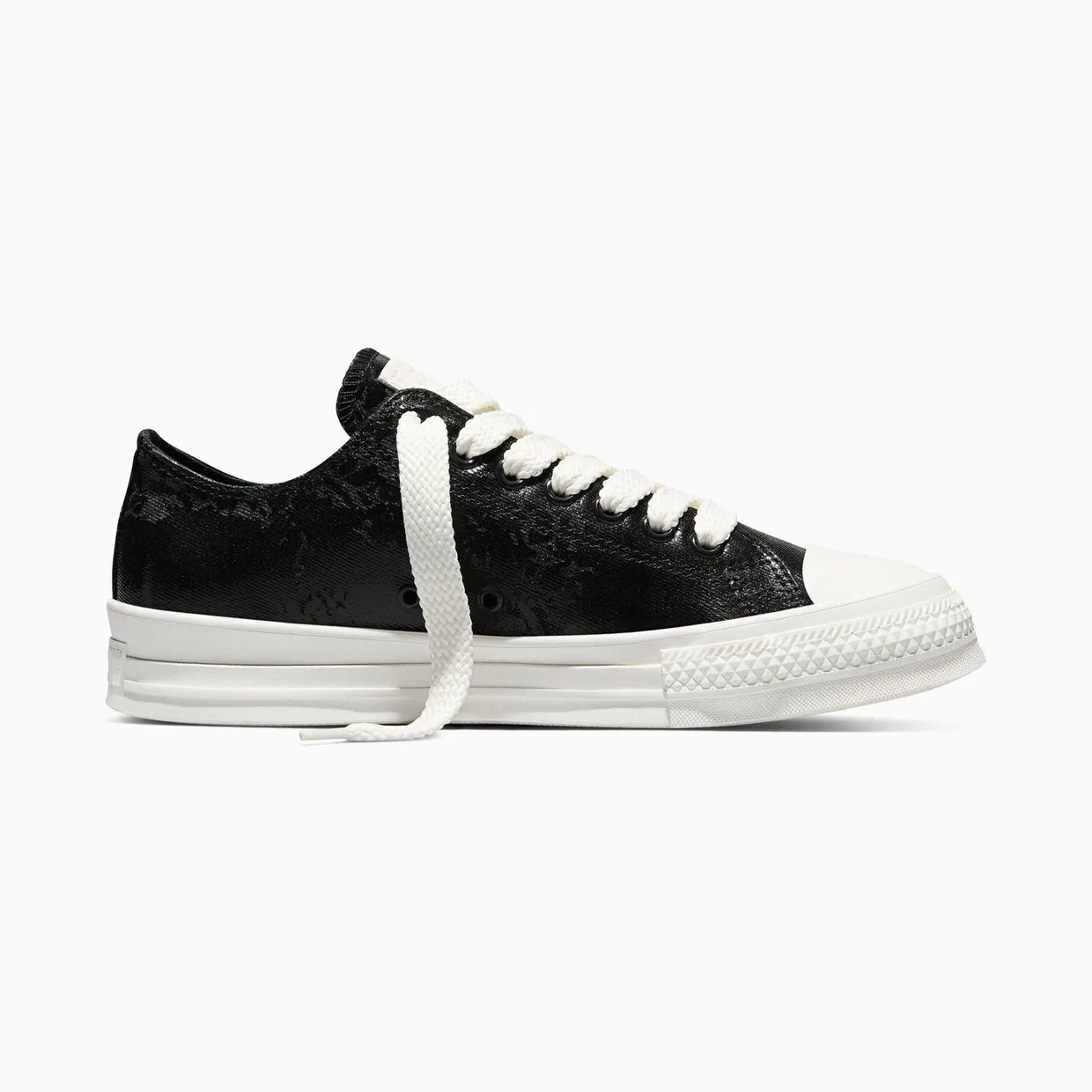 converse-chuck-taylor-all-star A24067C
