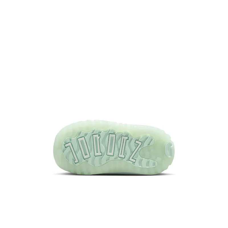 Air Jordan 11 Low TD “Igloo” (645107-103)