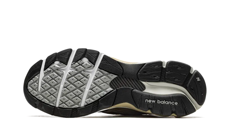 New Balance 920 “Patta” (M920PTA)