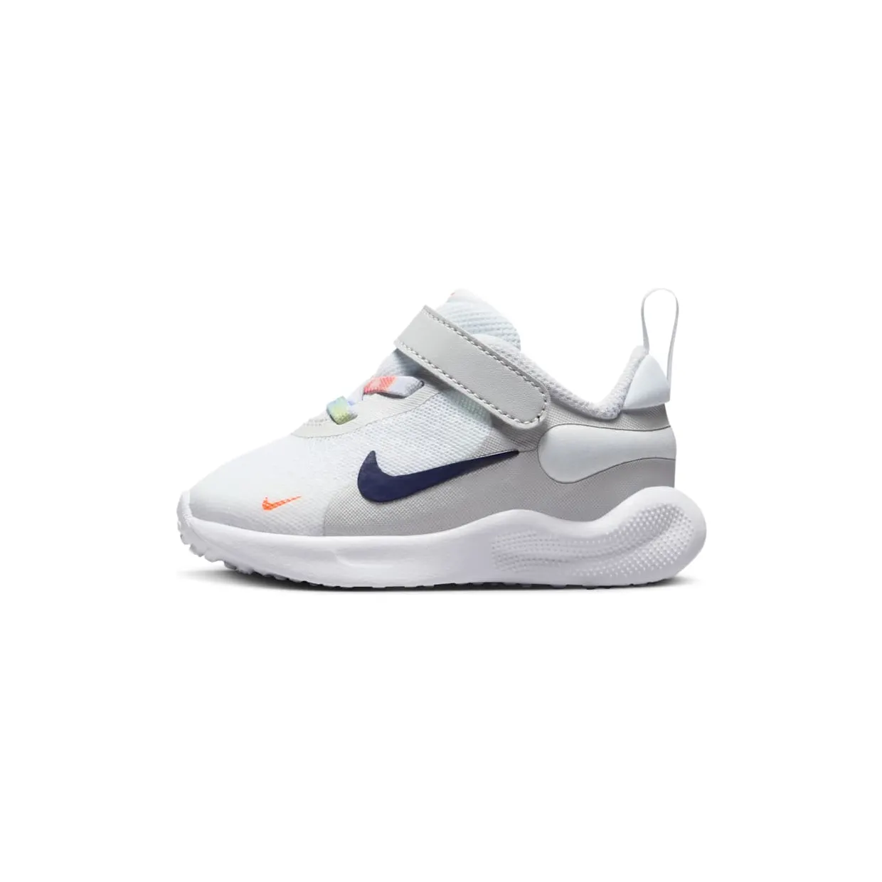nike-revolution FN4990-100