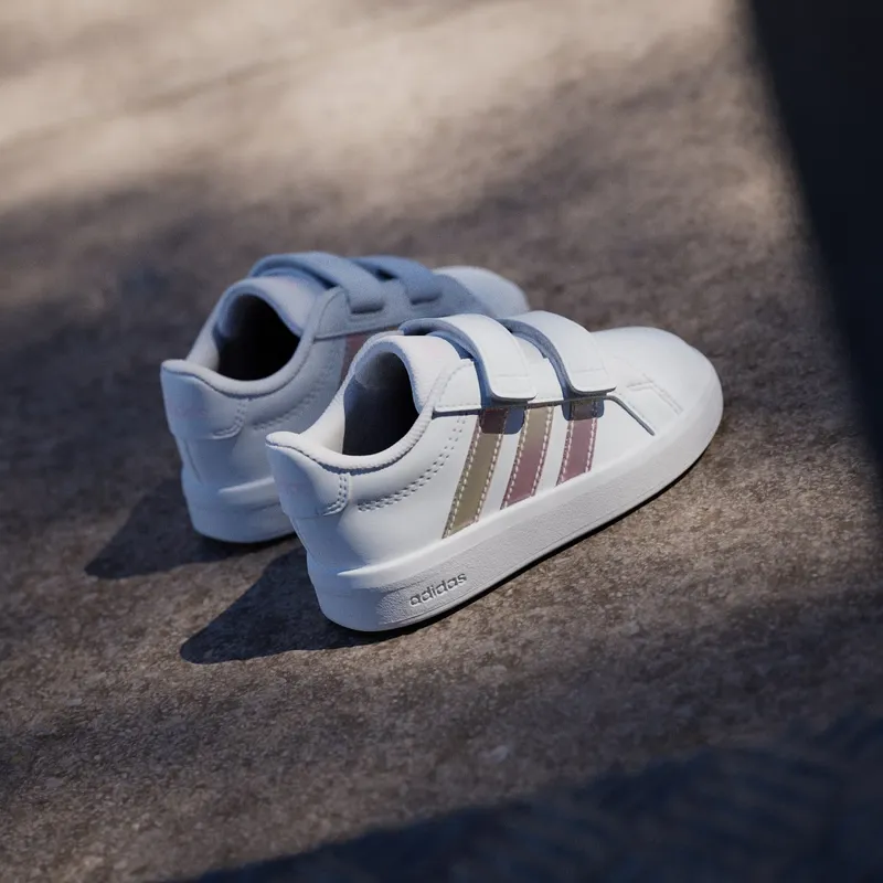 Adidas GRAND COURT 3.0 Shoes PEUTERS Cloud White / Iridescent / Cloud White (KJ0882)