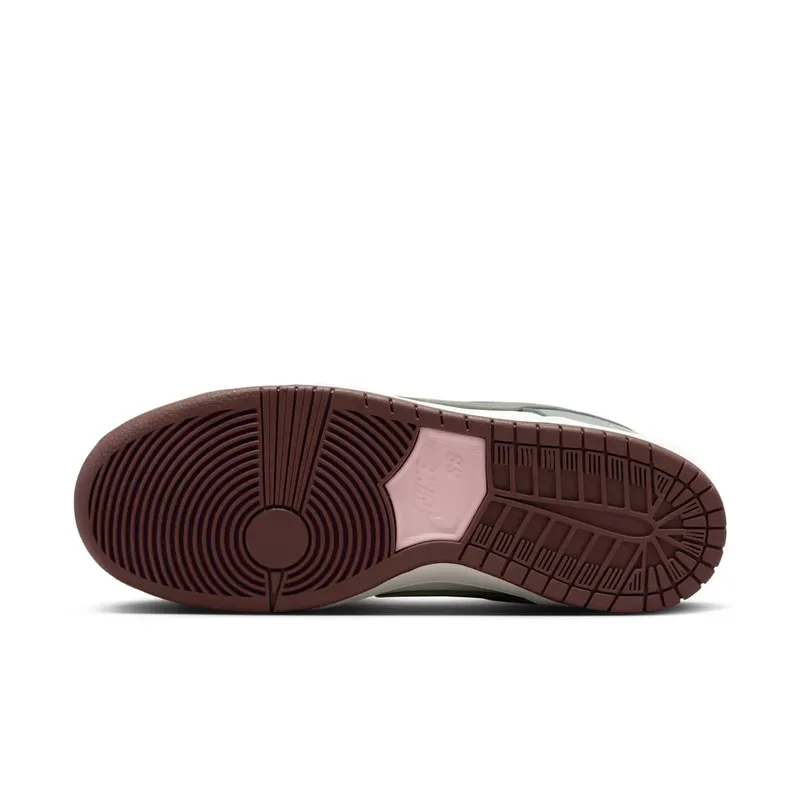 Nike SB Dunk Low “Yuto Horigome” (FQ1180-001)