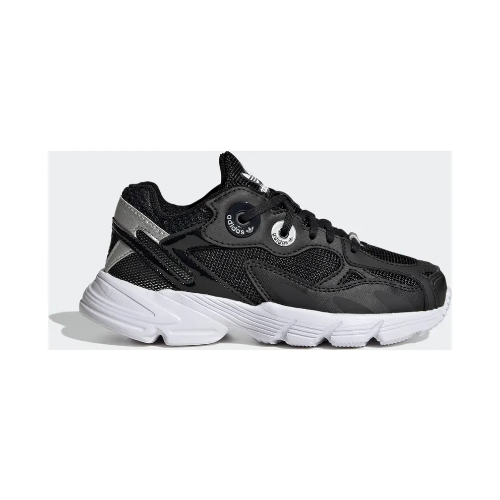 Adidas Astir Core Black / Core Black / Cloud White (GY6658)