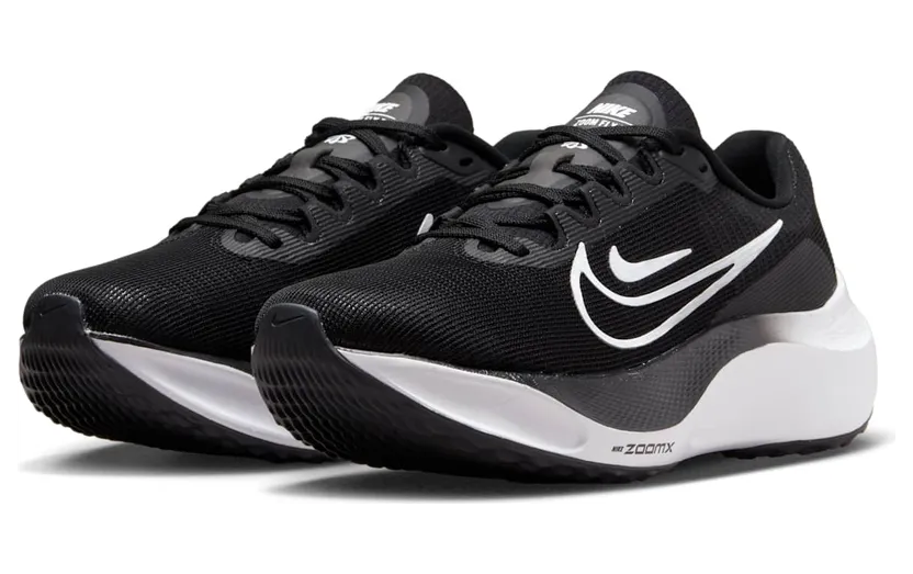 nike-zoom DM8974-001