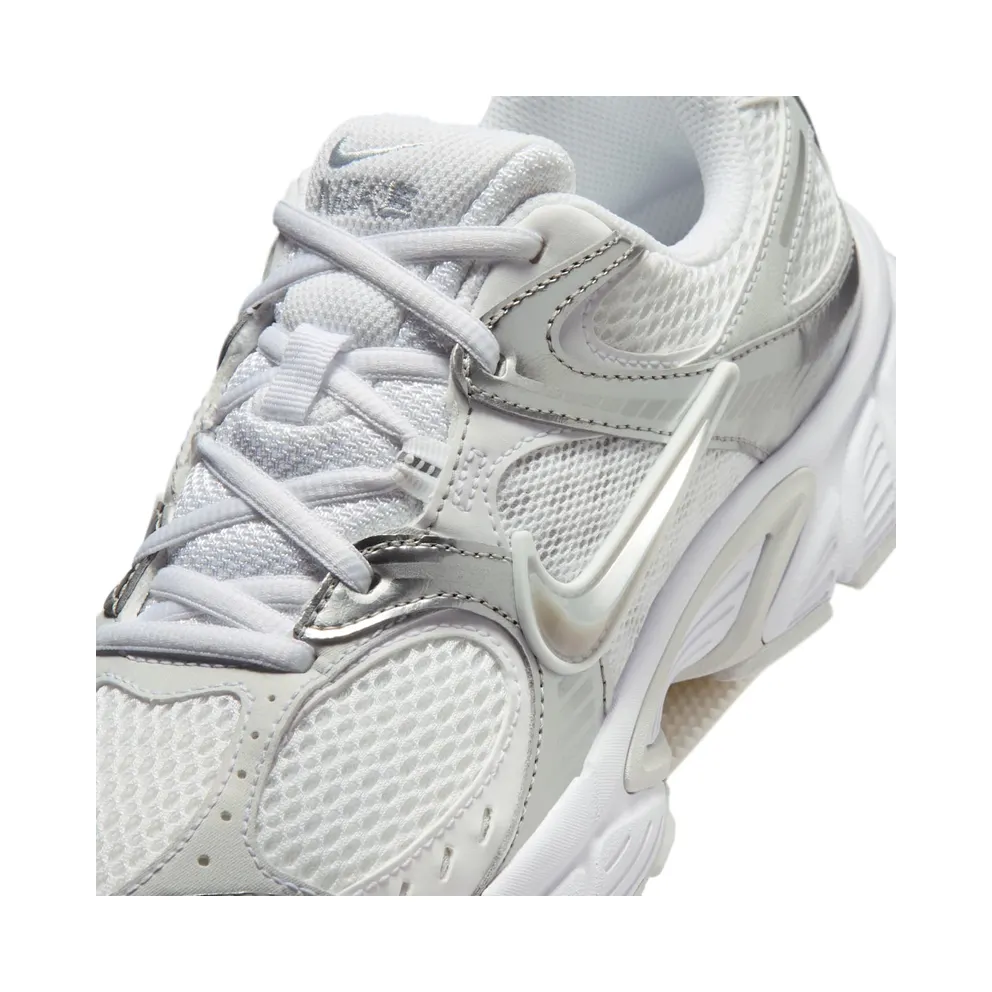 Nike V5 RNR “White Metallic Platinum” (HQ7901-112)