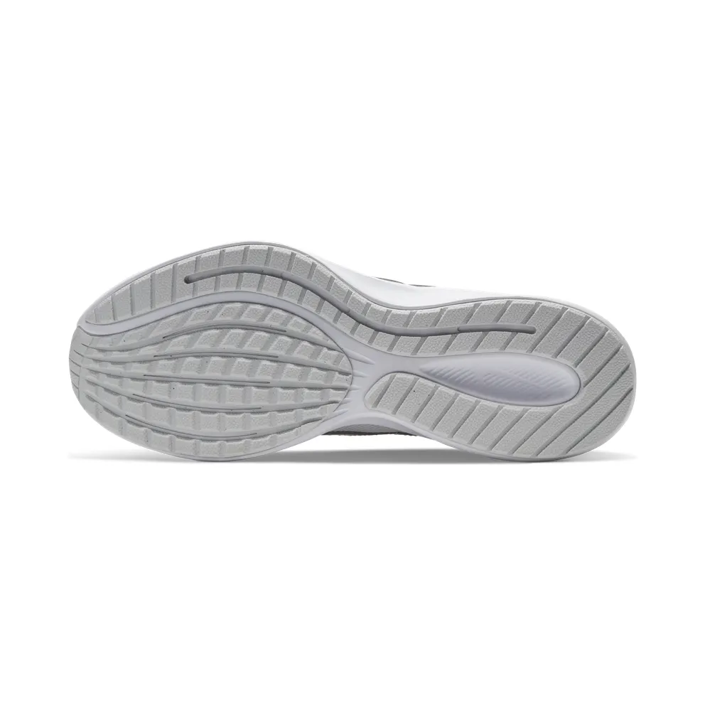 Nike Run All Day 2 “White / Pure Platinum / Metallic Silver” (CD0224-100)