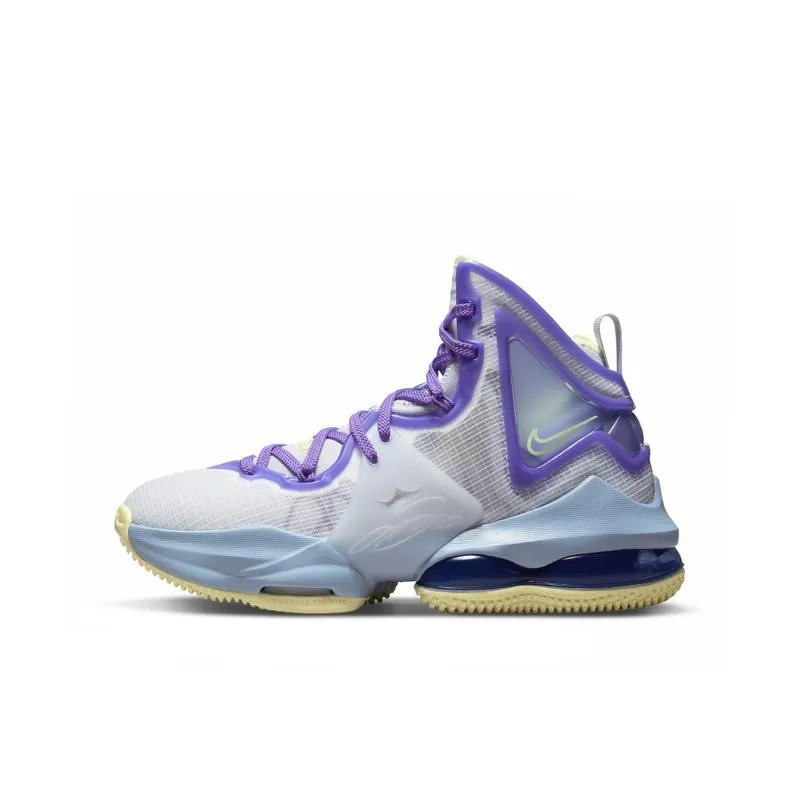 LeBron 19 Older Kids’ Basketball Blue (DD0418-412)