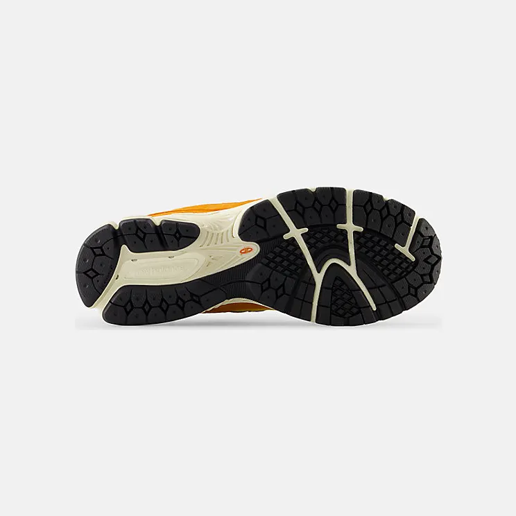 new-balance-2002r M2002RPA
