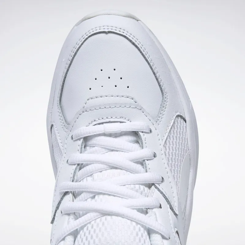 reebok-sneaker FY3158