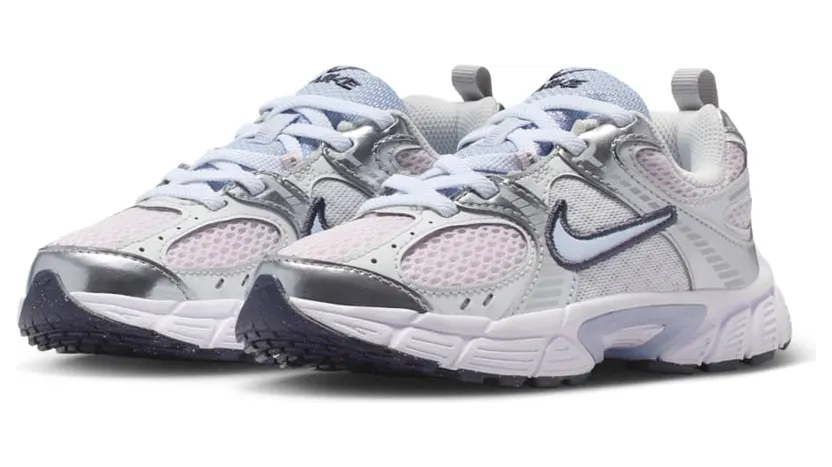 nike-v5-rnr HQ6412-500
