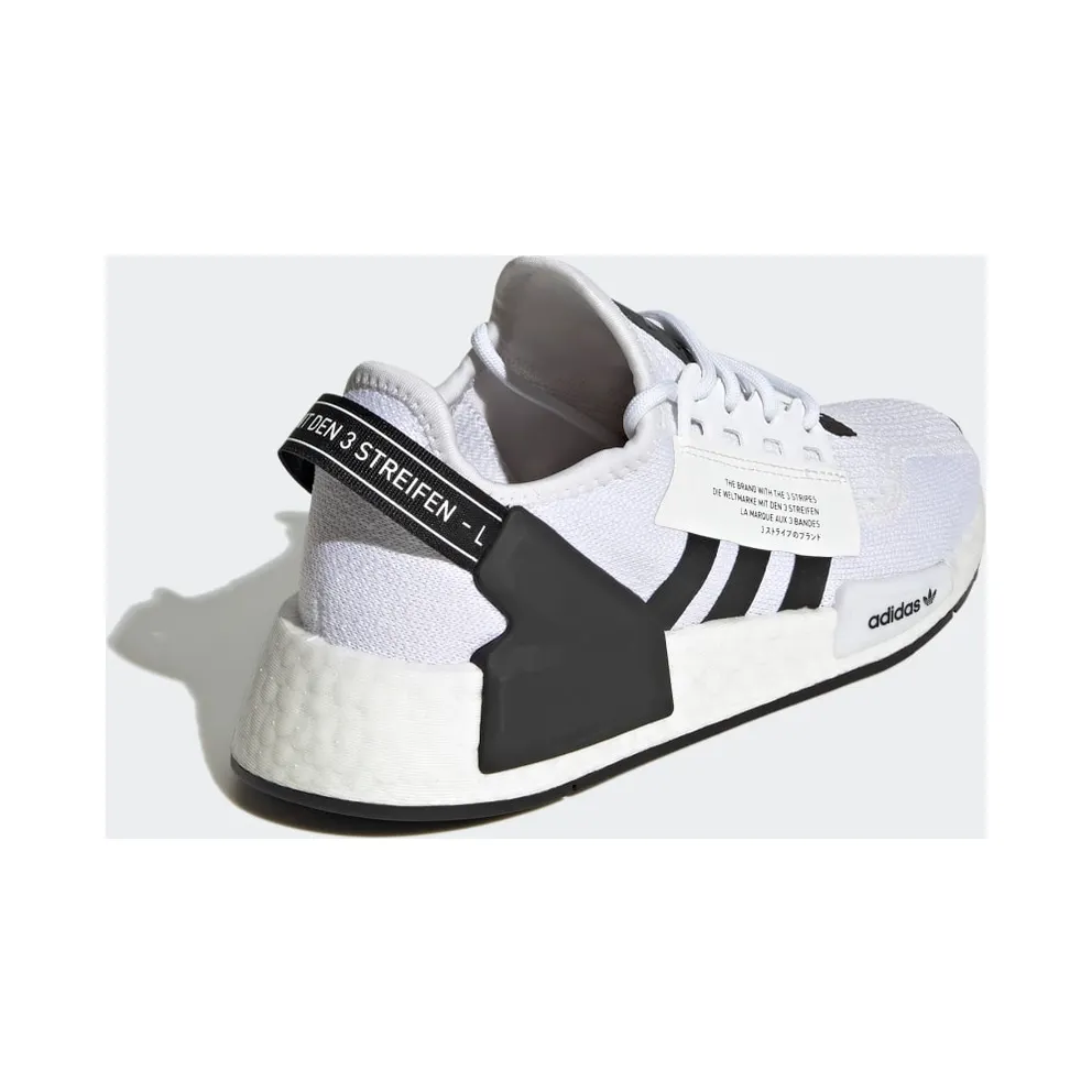 Adidas NMD_R1 V2 Cloud White / Core Black / Cloud White (HP2942)
