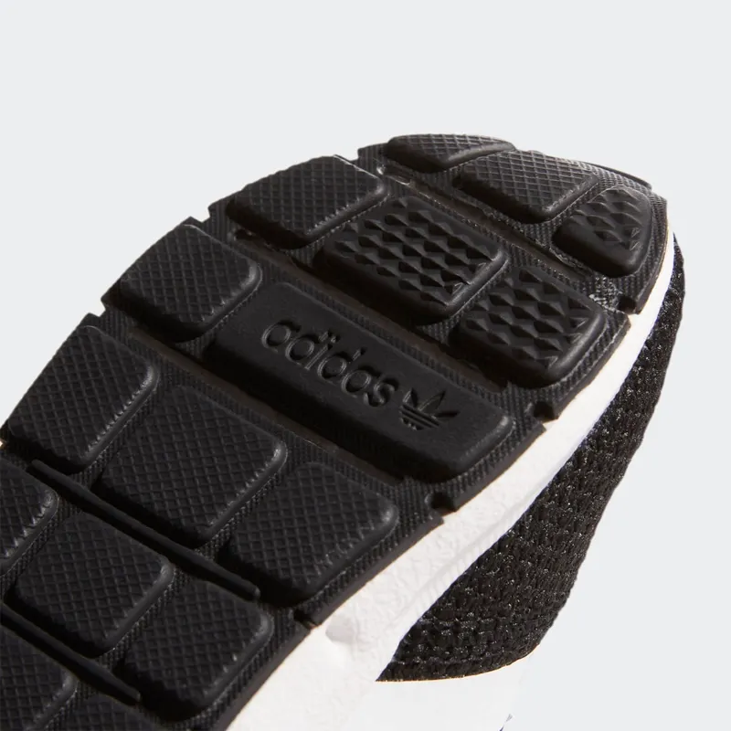 Adidas Swift Run X Core Black / Cloud White / Core Black (FY2184)