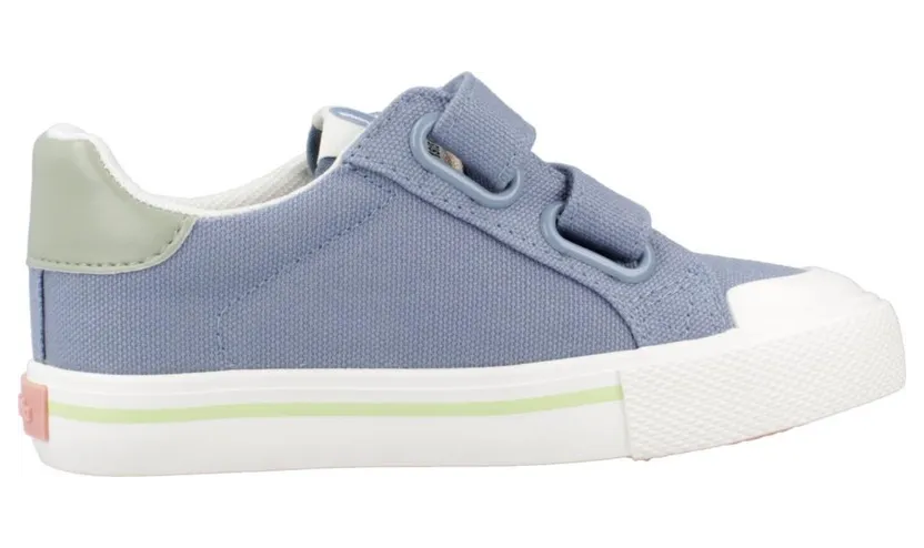 Victoria Blue (106518937)