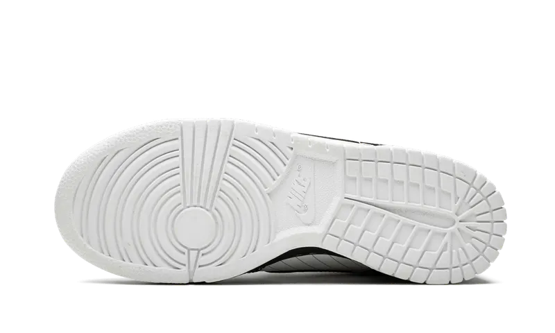 Nike Dunk Low Premium (GS) “Nikebook” (327624-001)
