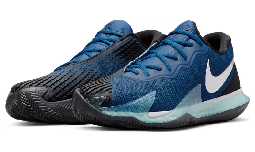 nikecourt DV1773-400