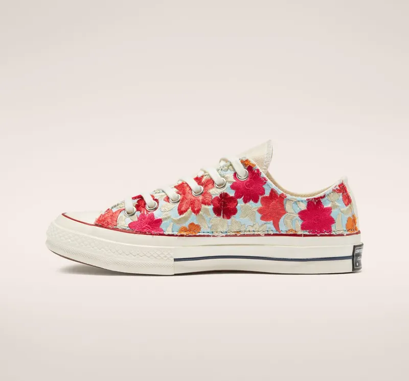 Converse Chuck 70 Embroidered Flowers Embro Flowers (A03259C)