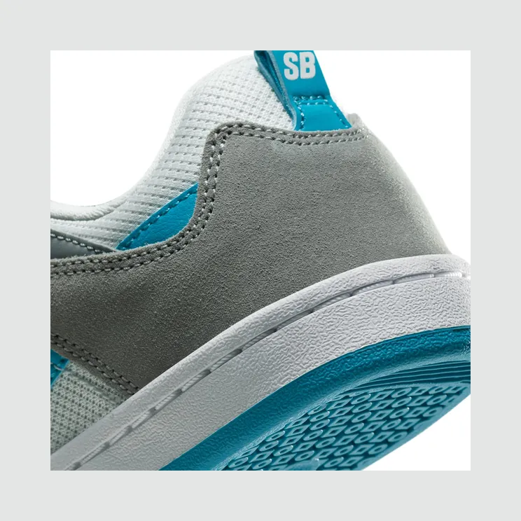 nike-sb CJ0883-002