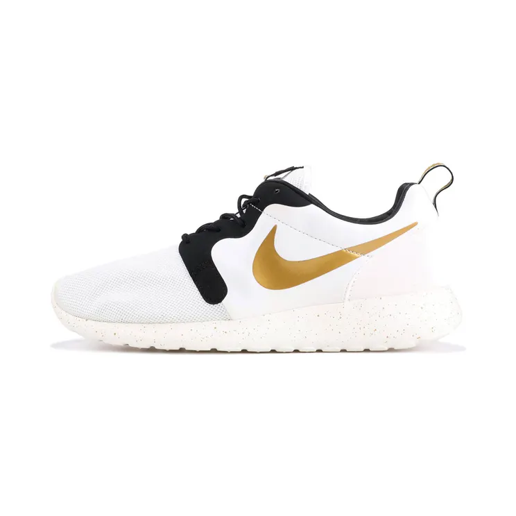 Nike Roshe Run Gold Trophy “Ivory / Black / Metallic Gold” (669689-100)