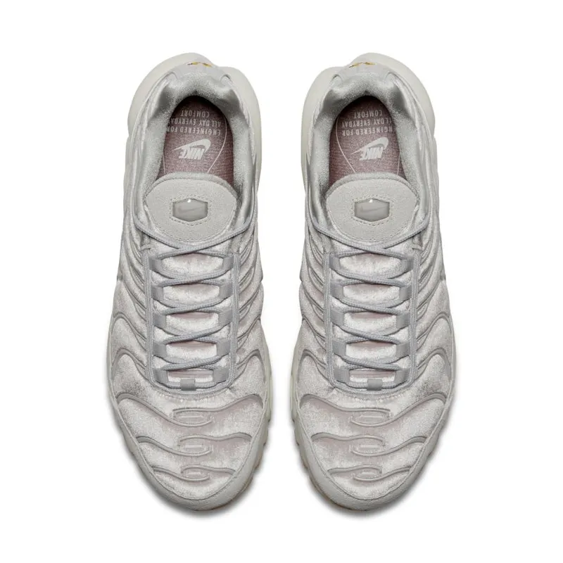 Nike Air Max Plus Velvet Particle Rose (W) Particle Rose/Vast Grey-Summit White (AH6788-600)