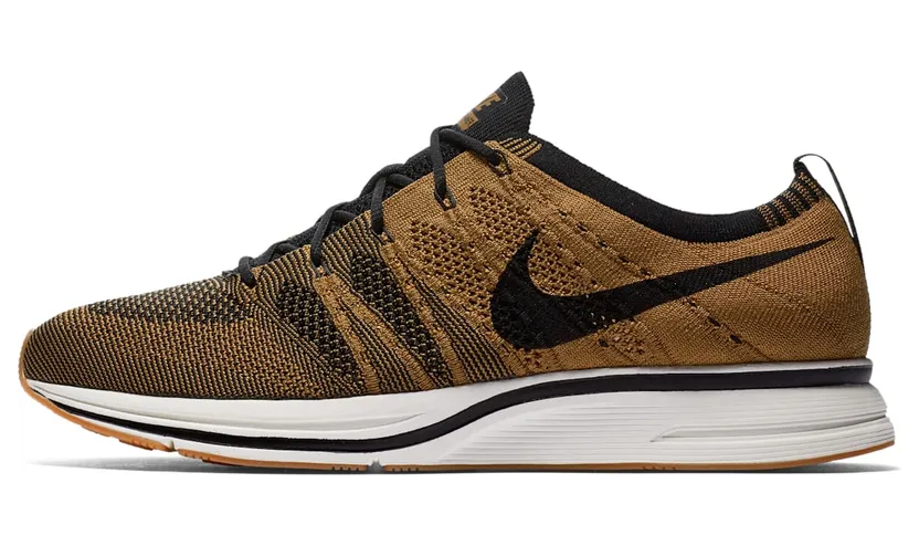 Nike Flyknit Trainer Golden Beige