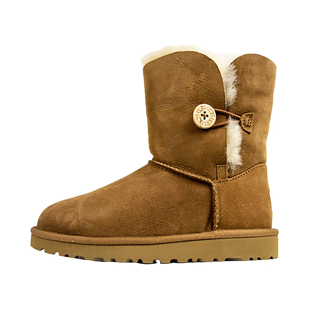 Ugg Bailey Button GS “Chestnut” (5991YK-CHE)