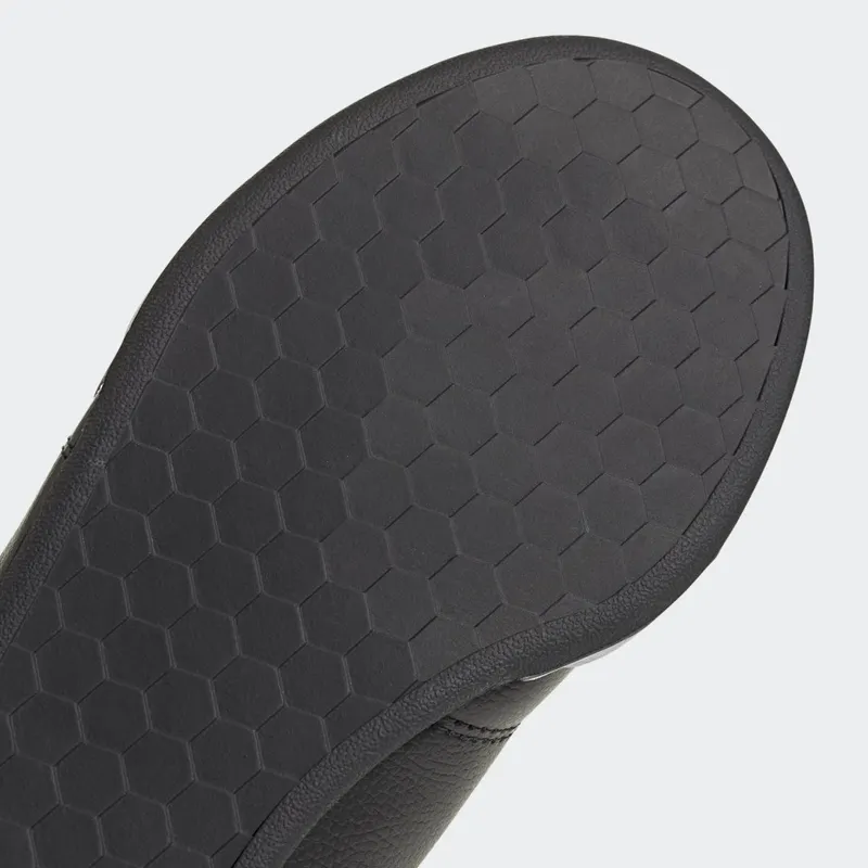 Adidas Roguera Core Black / Core Black / Legacy Red (FW6651)
