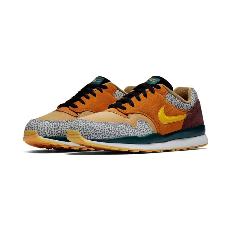 nike-air-safari AO3298-800