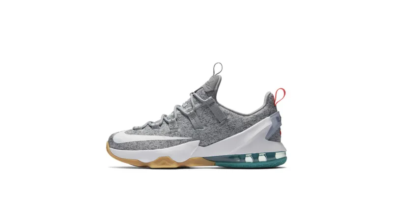 Nike  LeBron 13 Low Stealth Stealth/White/Bright Crimson (831925-016)