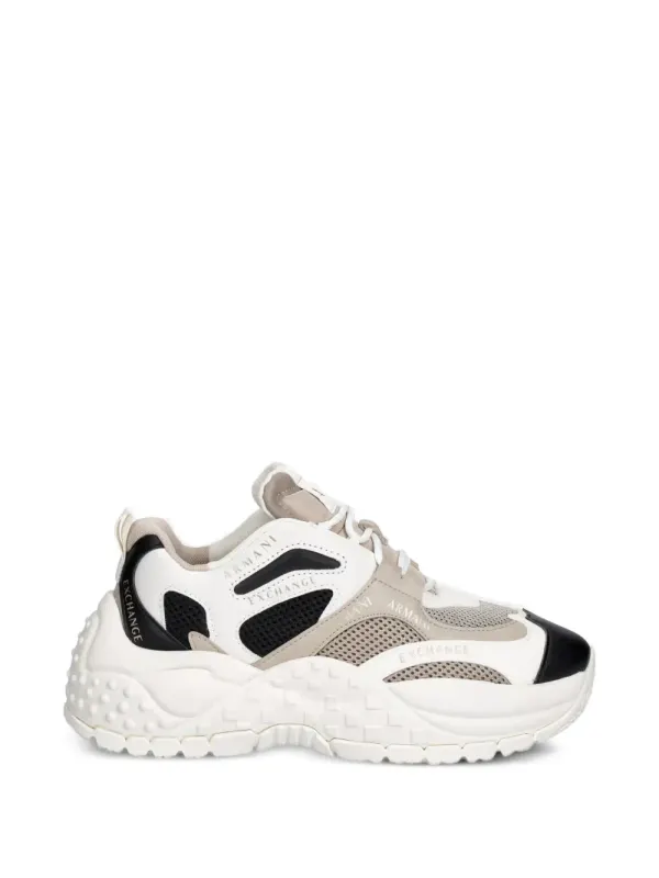 Armani Exchange with logodetail and vlakken – White (XDX120XV708M)