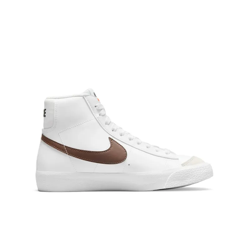 Nike Blazer Mid ’77 Older Kids’ White (DA4086-103)