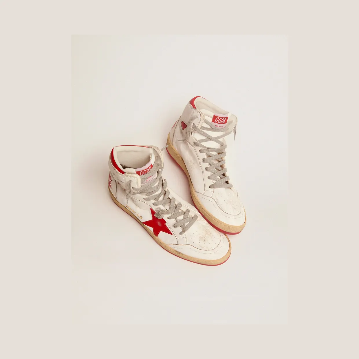 Golden Goose Sky-Star With Signature On The Ankle And Red Inserts (GMF00230.F002190.10350) (2)