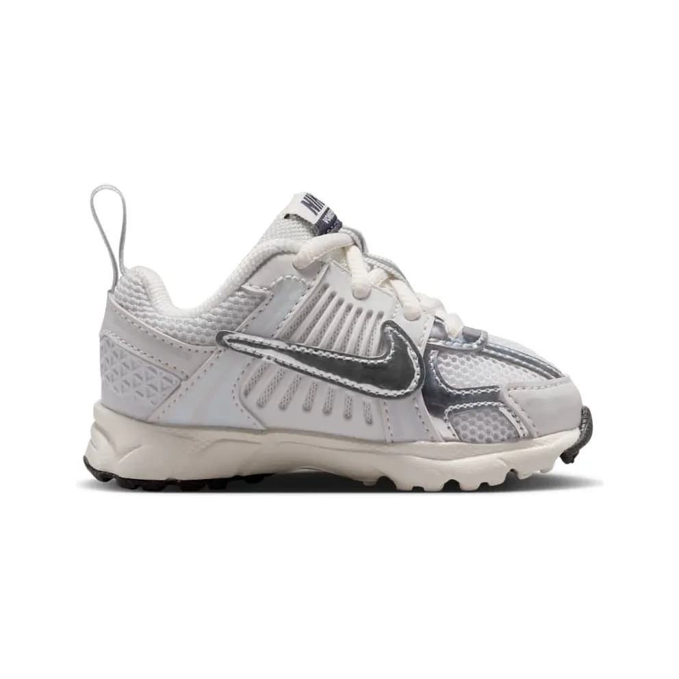 Nike Vomero 5 Photon Dust Gridiron Chrome (IR4588-001)