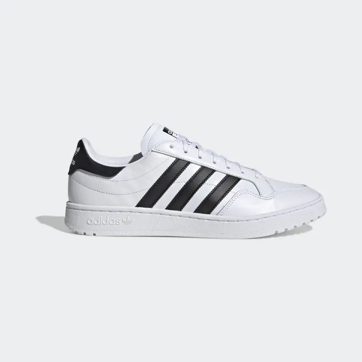 adidas Team Court “Cloud White / Core Black / Cloud White” (EG9734)