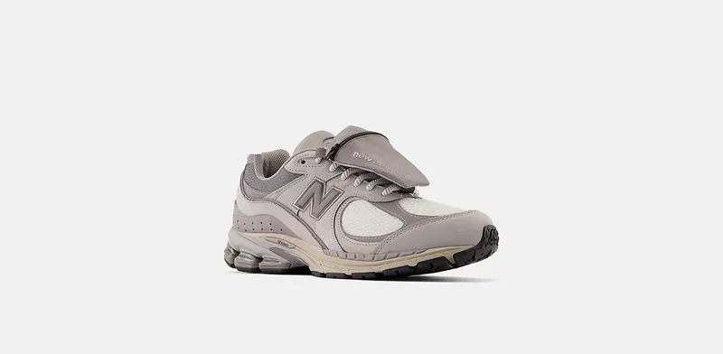 New Balance 2002R “Grey Pocket” (M2002RVC)