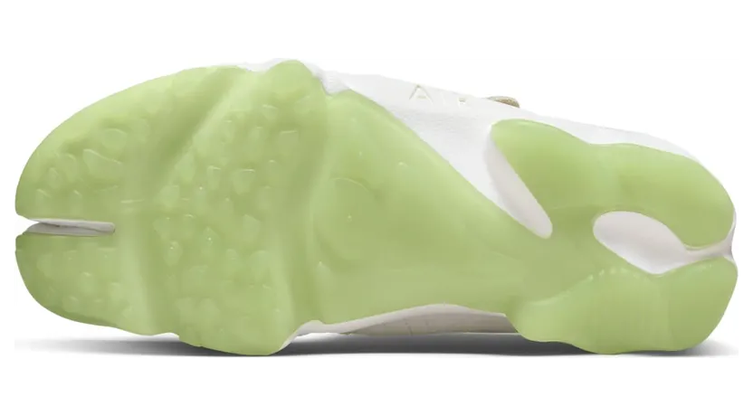 nike-rift DX2677-001