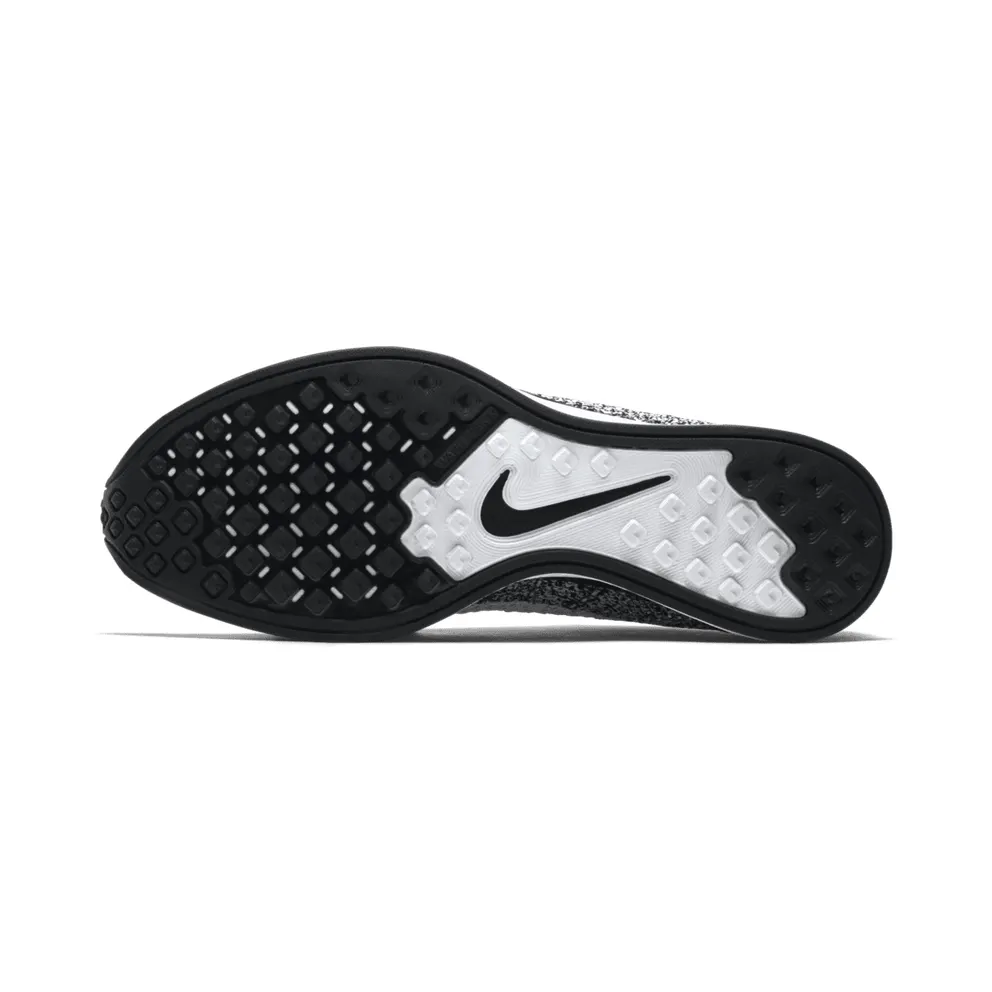 Nike Flyknit Racer Oreo 2.0 (526628-012)