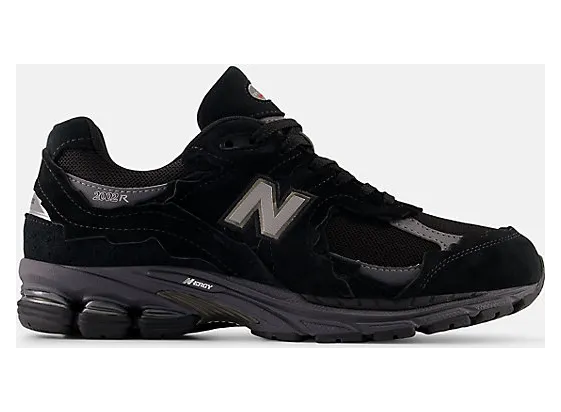 New Balance 2002R Gore-Tex “Protection Pack – Black” (U20023MB)