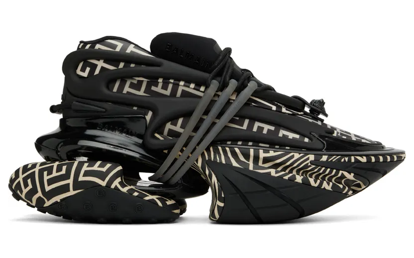 Balmain Monogram Unicorn “Black” (YM0VJ309KPNR)