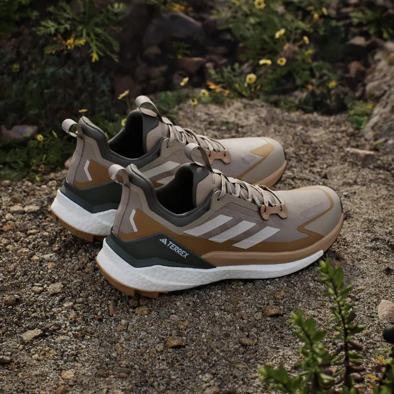 adidas Terrex Free Hiker 2 0 Low Hiking Blanch Cargo Beige Bronze Strata (JQ9904)