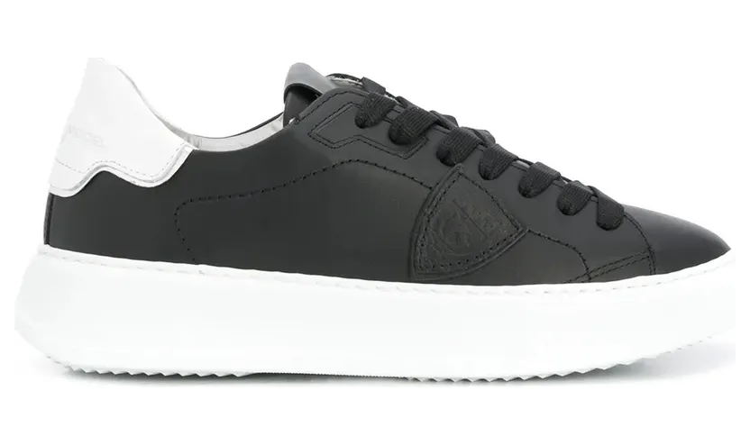 Philippe Model Paris with logopatch – Black (BTLDV005)