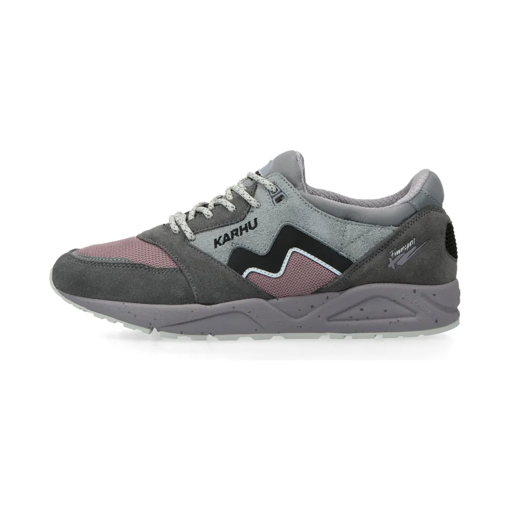 Karhu Aria 95 (smoked pearl / caviar) – F803120