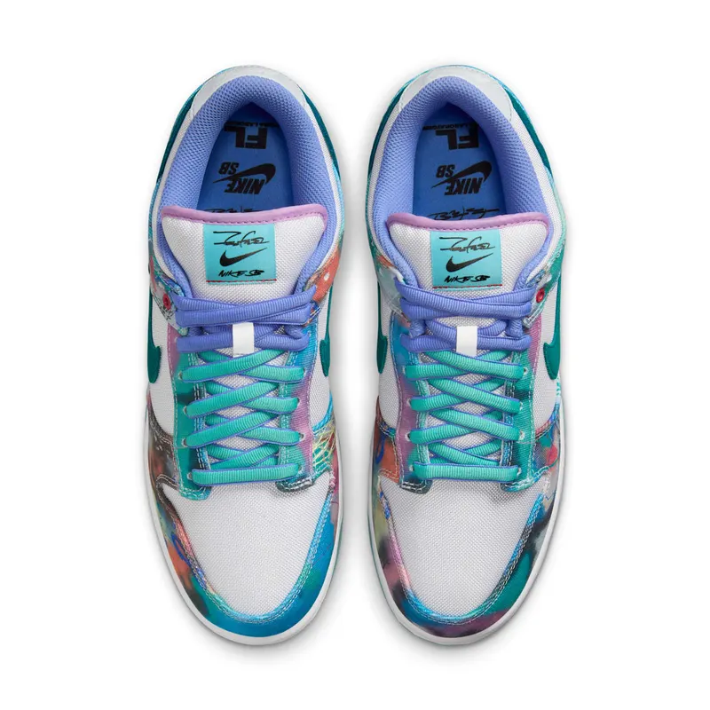 Nike Dunk Low SB “Futura Laboratories – Bleached Aqua” (HF6061-400)