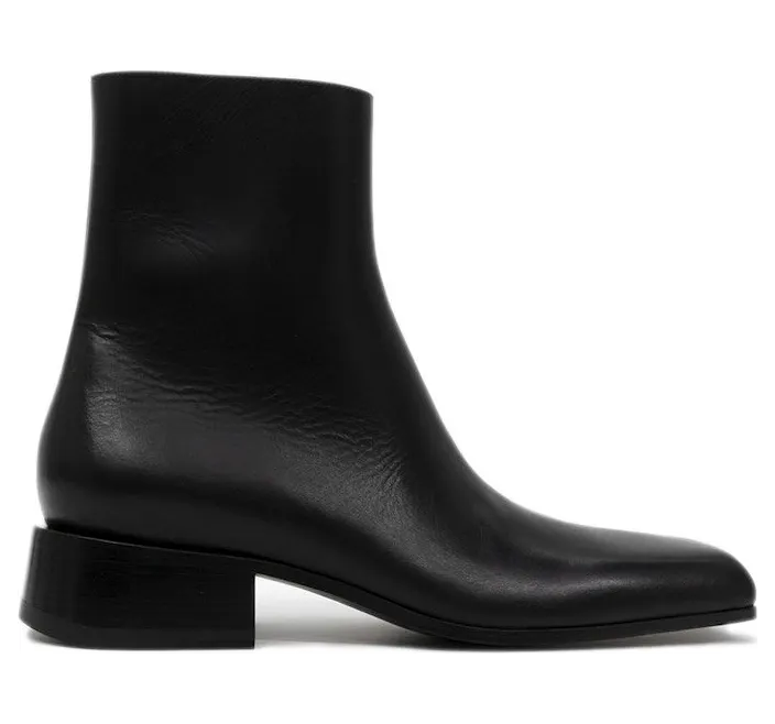 Balenciaga Square Toe Leather Ankle Boot Black (678108WBC301000)